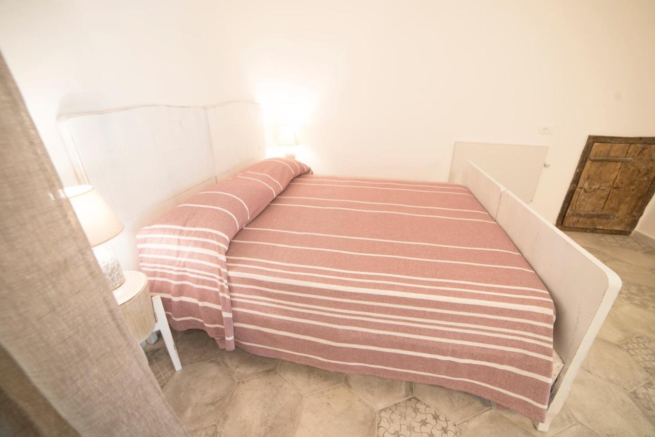 Aria Di Vico Aparthotel Vico Del Gargano Bagian luar foto