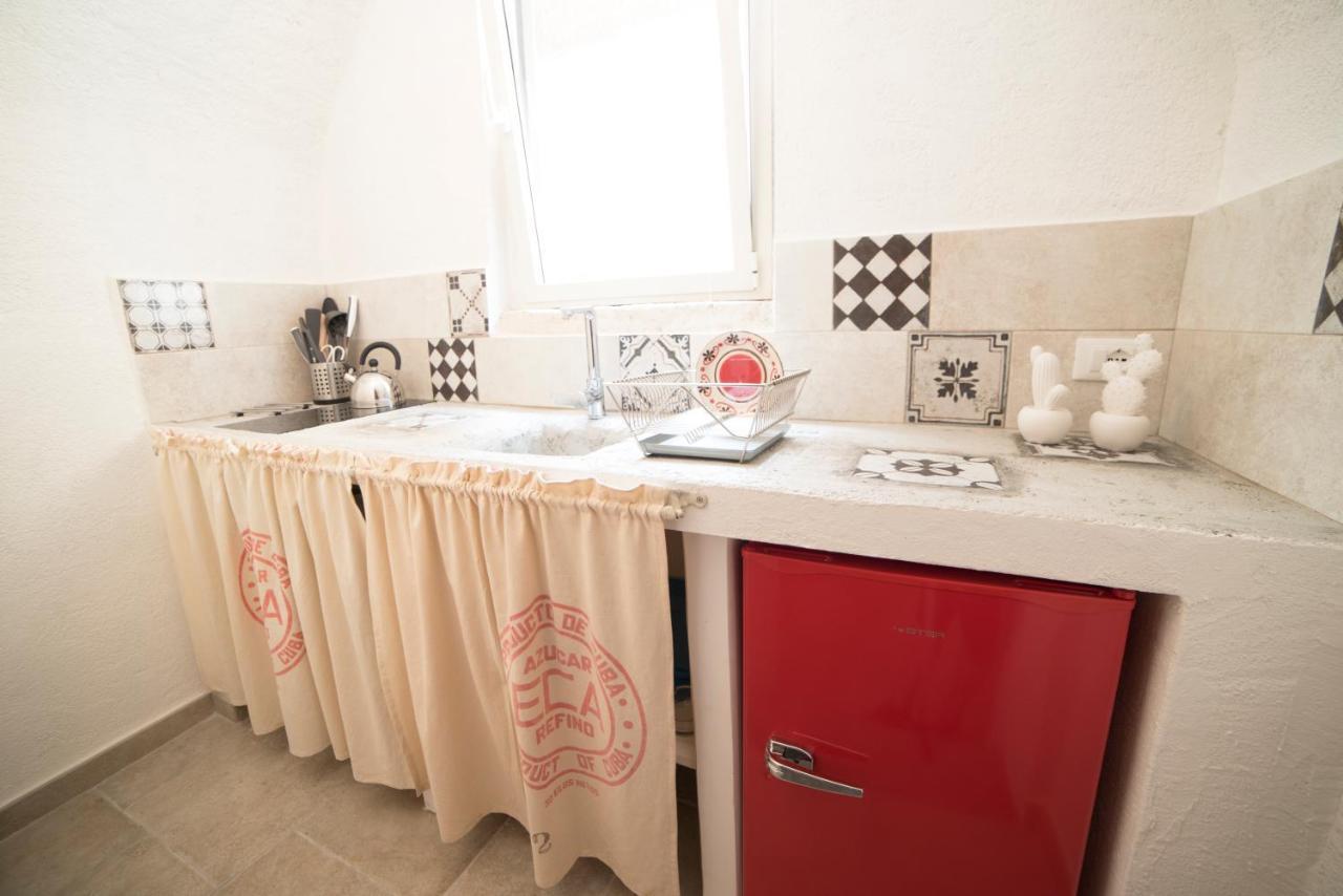 Aria Di Vico Aparthotel Vico Del Gargano Bagian luar foto