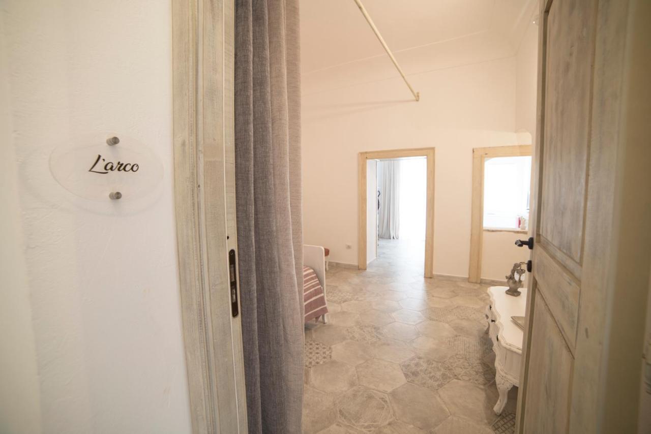 Aria Di Vico Aparthotel Vico Del Gargano Bagian luar foto
